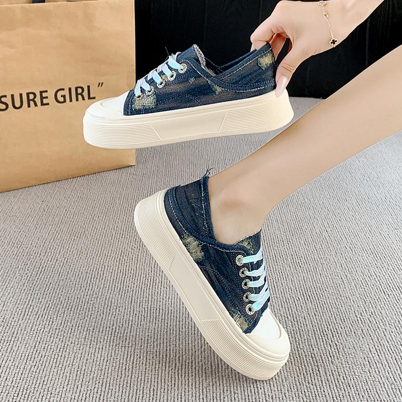 Fashion CRLAYDK Classic Canvas Shoes for Women Low Top Casual Lace Up Sneakers Ladies Fashion Platform Skateboard Sports Walking Tennis