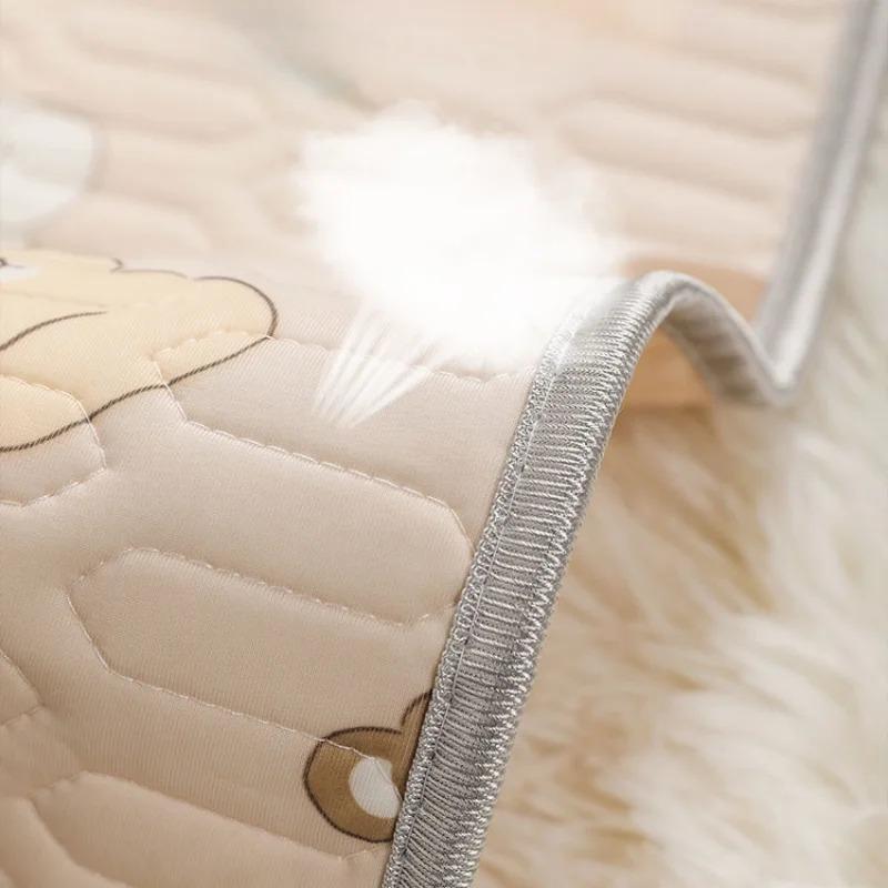 Pet Ice Silk Cushion Summer Dog Bed Latex Sleeping Mat Floor Pad Cat Bed Cooling Mat Scratch Resistant Nest Cushion