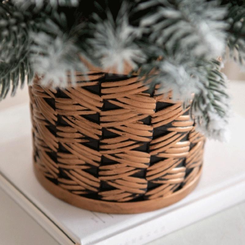 Artificial Christmas Tree with Pinecone Tabletop Accessories Festives Home Desktop Decoration Christmas Ornament