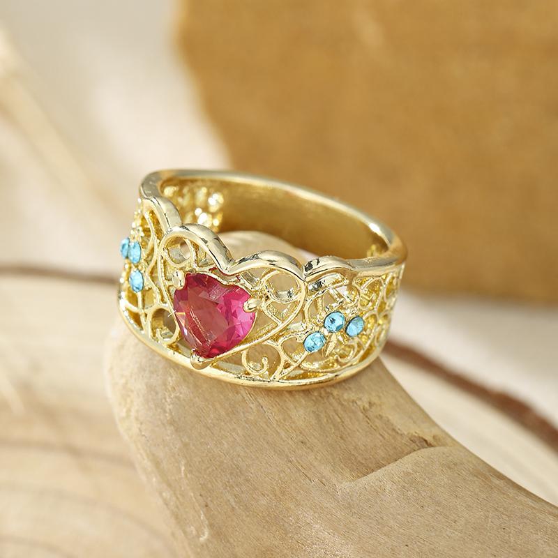 Unique Design Hollow Pattern Heart-shaped Inlaid Zircon Ring, Women's Fashionable Classic Holiday Accessory Jewelry