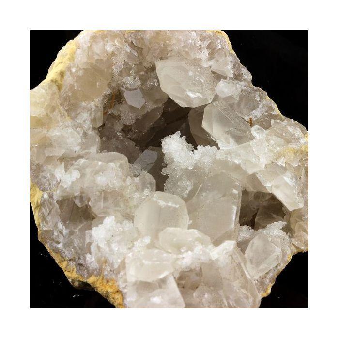 Pierres et Minéraux. Celestine Blanche. 1737.0 ct. Tamerza, Tozeur Governorate, Tunisie.