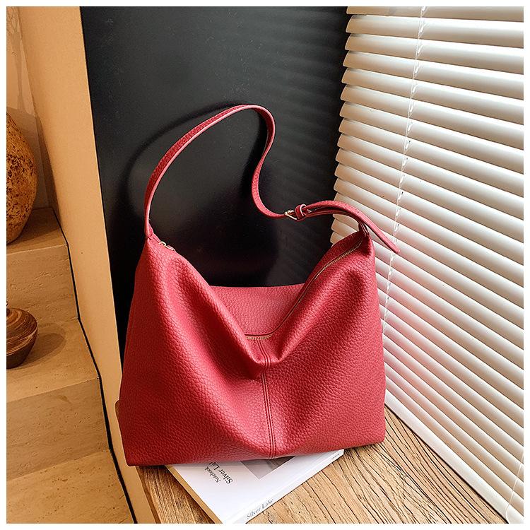 Retro bag women's large-capacity autumn and winter versatile casual shoulder bag textured commuter tote bag