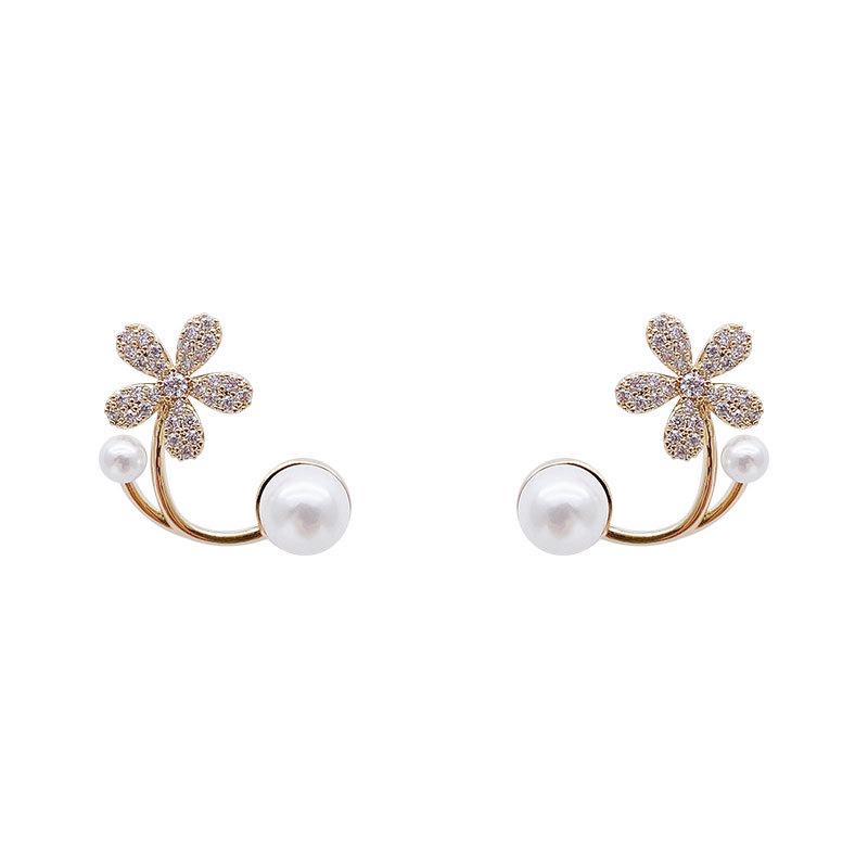 2025 Korean High-End Pearl Flower Earrings: Luxurious Niche Design for Women