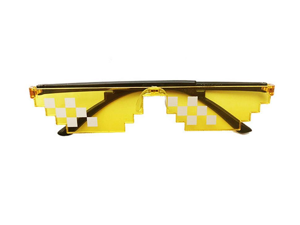 Pixelated Square Mosaic Anime-Style Sunglasses - Trendy Rectangular Frames