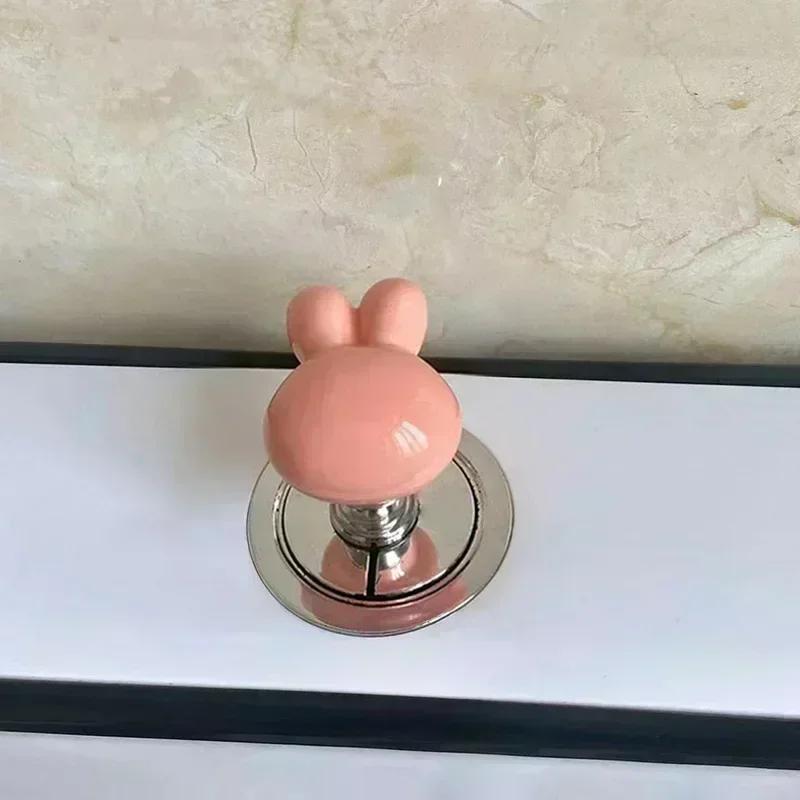 Stiskací tlačítko na toaletu ve tvaru srdce Tlačítko na toaletu ve tvaru srdce Tlačítko na toaletu v koupelně Tlačítka na nádrž na vodu Tlačítkový spínač Dekorace do koupelny Chránič nehtů