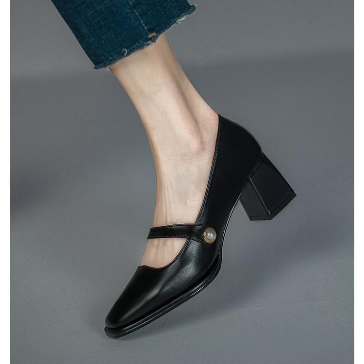 High Heels dicker Absatz Mary Jane Schuhe Damen Retro Frühling und Sommer neu Französischer Hepburn-Stil eckige Spitze kleine Lederschuhe Einzelne Schuhe