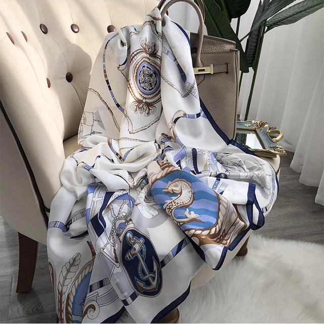 Luxury Brand Autumn and Winter Women New Style Fashion Color Matching Print Silk Scarf Lady Popular Headcloth Beach Shawl