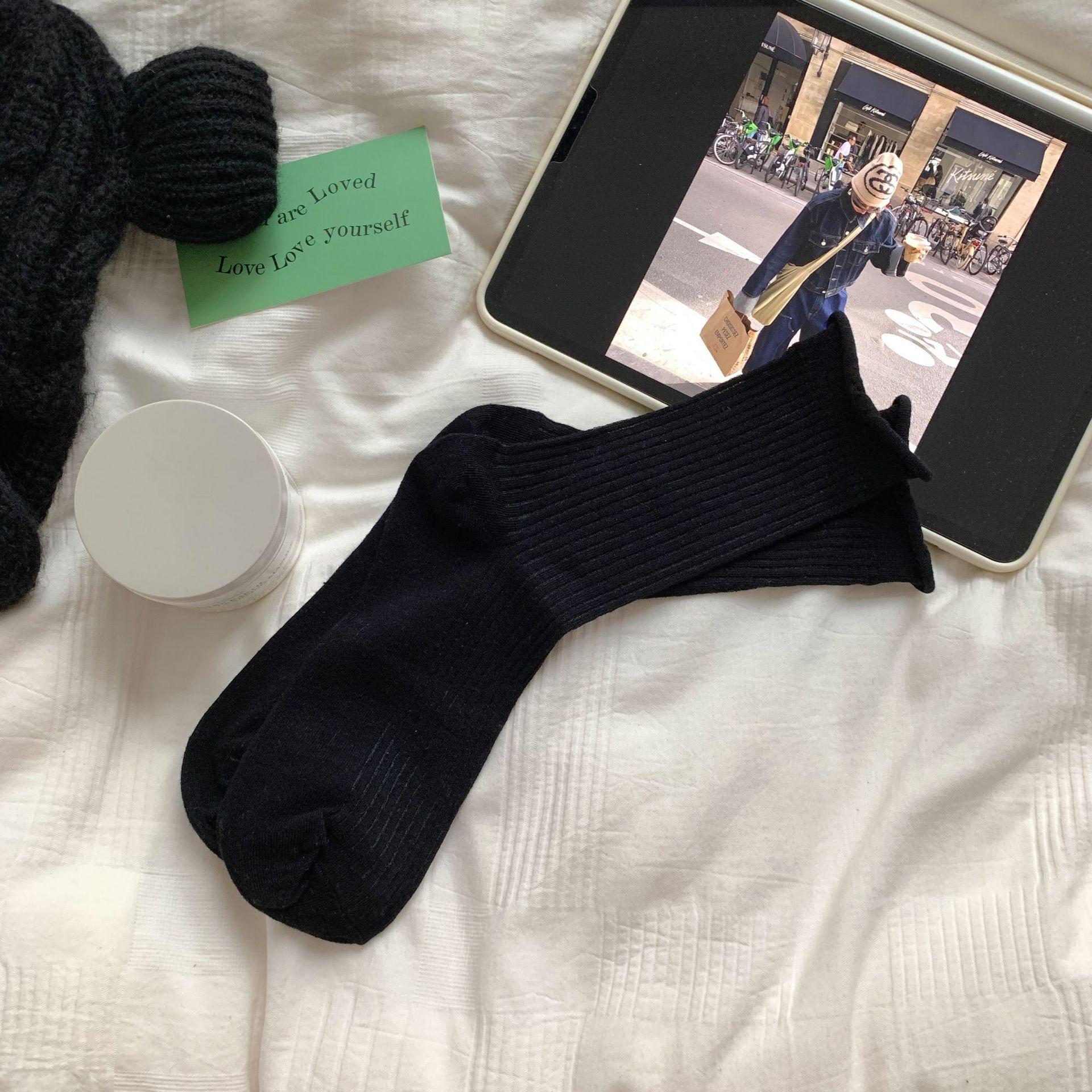 

Curled Socks Medium Tube Socks Tide Season Cotton Socks Thin Mesh Breathable Stacking Stockings One size fits all чорний