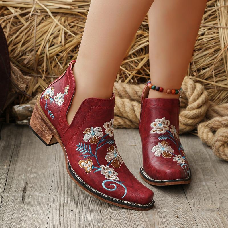 

new western embroidered square head short boots for women, retro thick heel V-mouth large size women s boots 43 бордовий