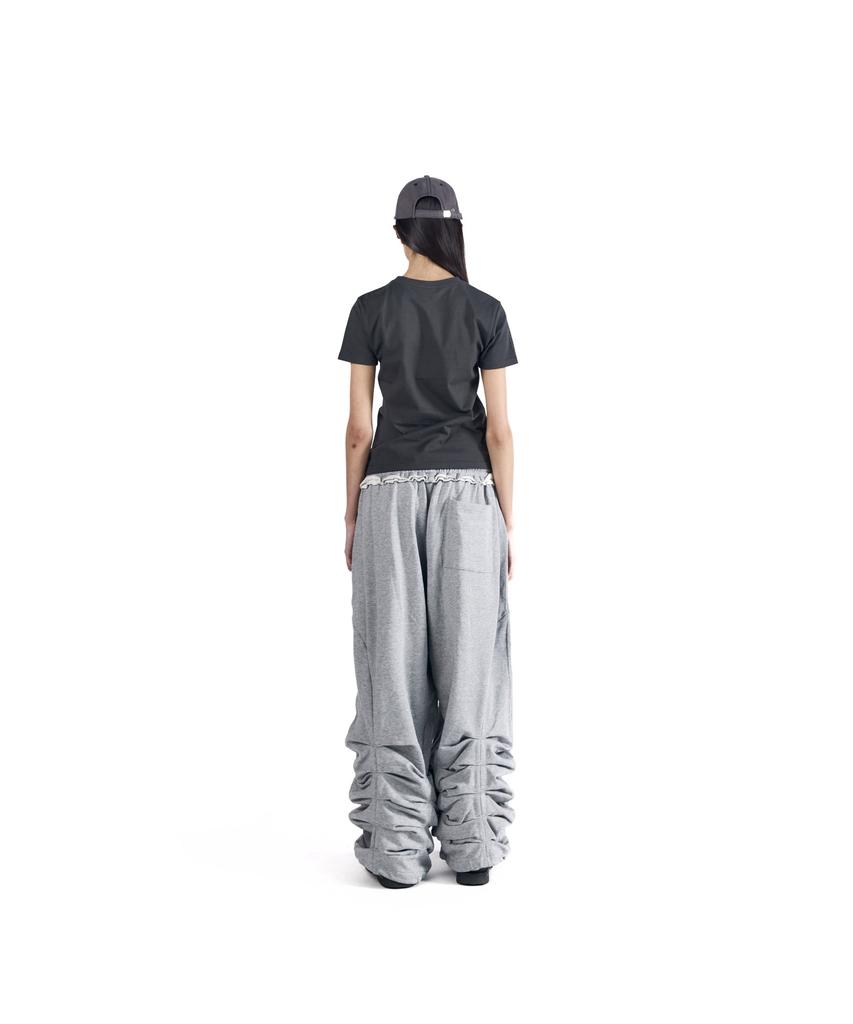 AAKAM Sediment Pin-Tuck Sweatpants (Gray)