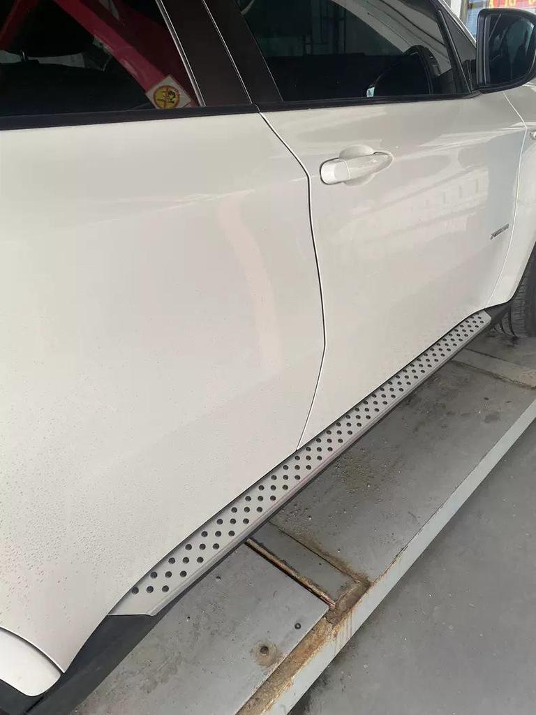 BMW X5 E70 & Old X6 Running Boards, New X5L Foot Pedals