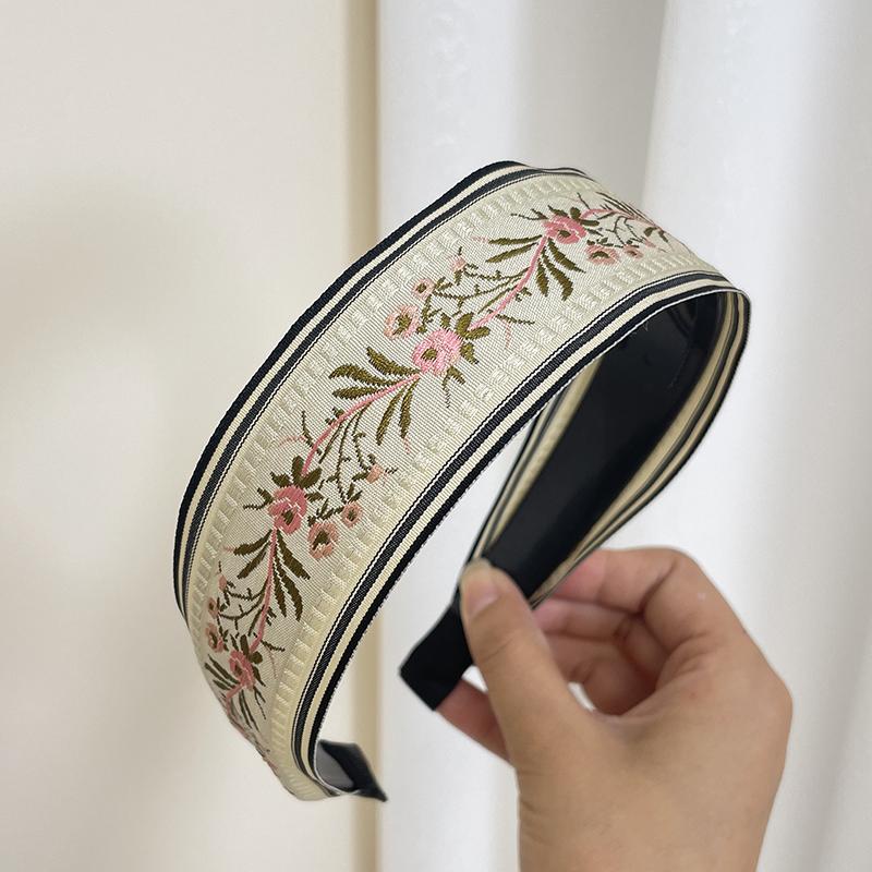 Nieuwe Haarhoep Mode Retro Borduurwerk Haarband Handwerk Bloemen Hoofdband Knoop in het Midden Brede Rand Voor Volwassenen Haaraccessoires beige