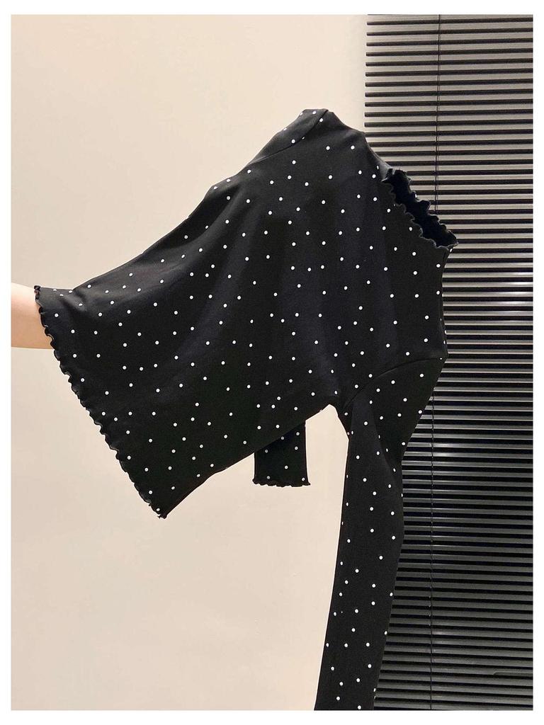 Women's Polka Dot Ruffle T-Shirt: Warm Long Sleeve, Half-High Collar Base Layer for Autumn/Winter