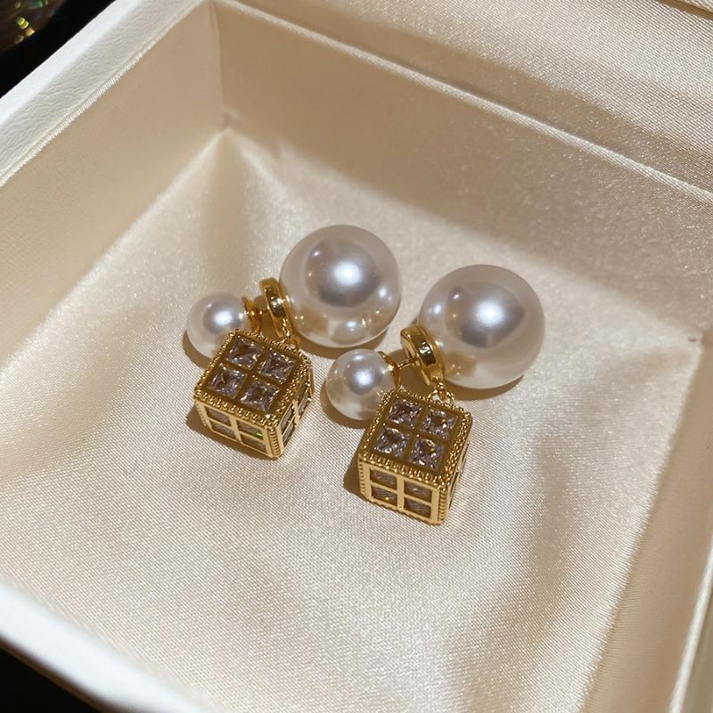 French Silver Needle Diamond Pearl Pendant Earrings Light Luxury Delicate Personality Earrings Design Sense Niche Earrings Women