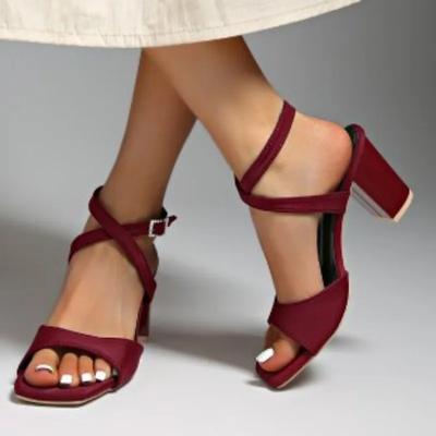 Chaussures de Mode Femme 2025 Sandales à Sangle et Boucle de Cheville pour Femme Sandales de Mode pour Robe Femme Bout Carré Grande Taille Chaussures à Talons Carrés Femme