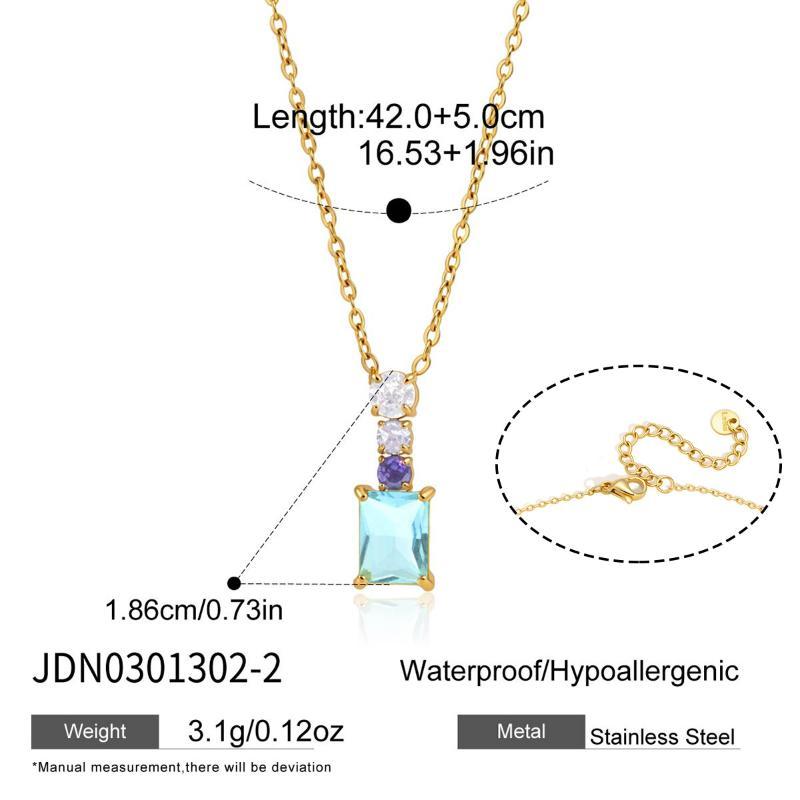 Women's Shiny Zircon Heart Pendant Necklace Sweet Color Geometric Gold PVD Plated Suitable for Graduation Gift