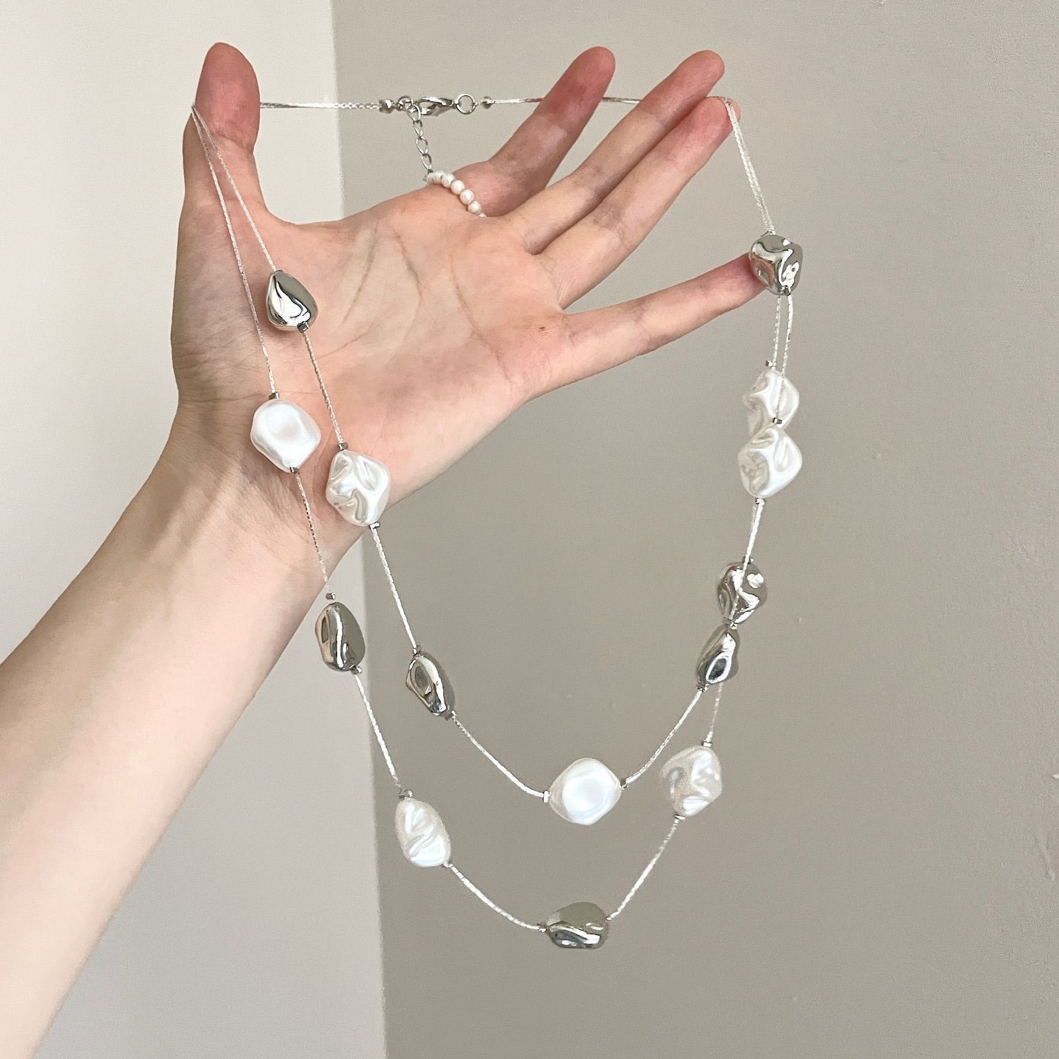 Retro Baroque special-shaped pearl multi-layer stacked necklace niche simple temperament sweater chain fashion neck chain accessories