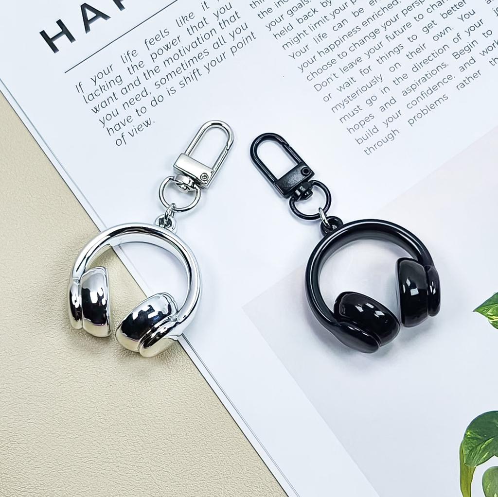Cute Creative 3D Earphones Pendant Keychain Mobile Phone Chain Earphone Charm Backpack Hanging Decoration Accessories Gifts