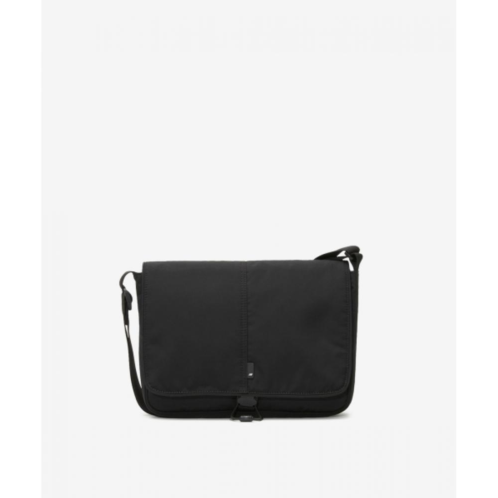 ショルダーバッグ・ポシェット New Balance UNI Square Crossback M NBGCFSM104 New Balance NbgcfsM104 Uni Square Cross Bag M Black – buy
