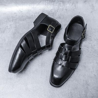 Neue Herrensandalen aus weichem Leder für Outdoor-Sommer-Strandschuhe, bequeme römische Herrenschuhe, vielseitig kombinierbare Sandalen, ausgeschnittene Freizeitschuhe