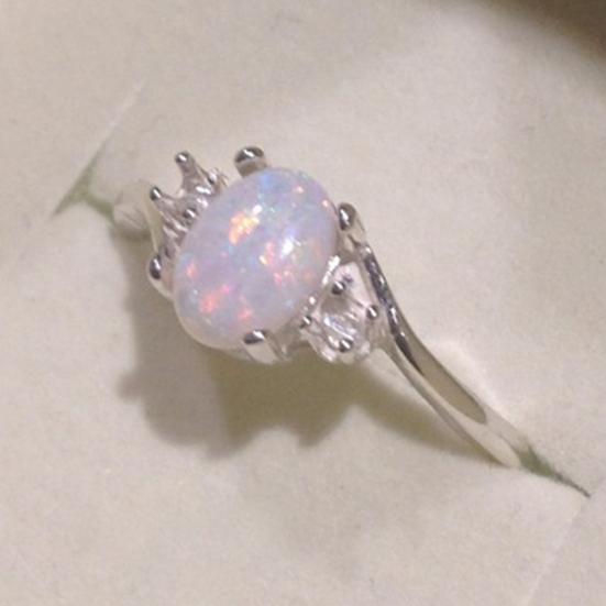Ring Lustre Faux Opal Rhinestone Inlaid Copper Stylish Women Ring for Wedding