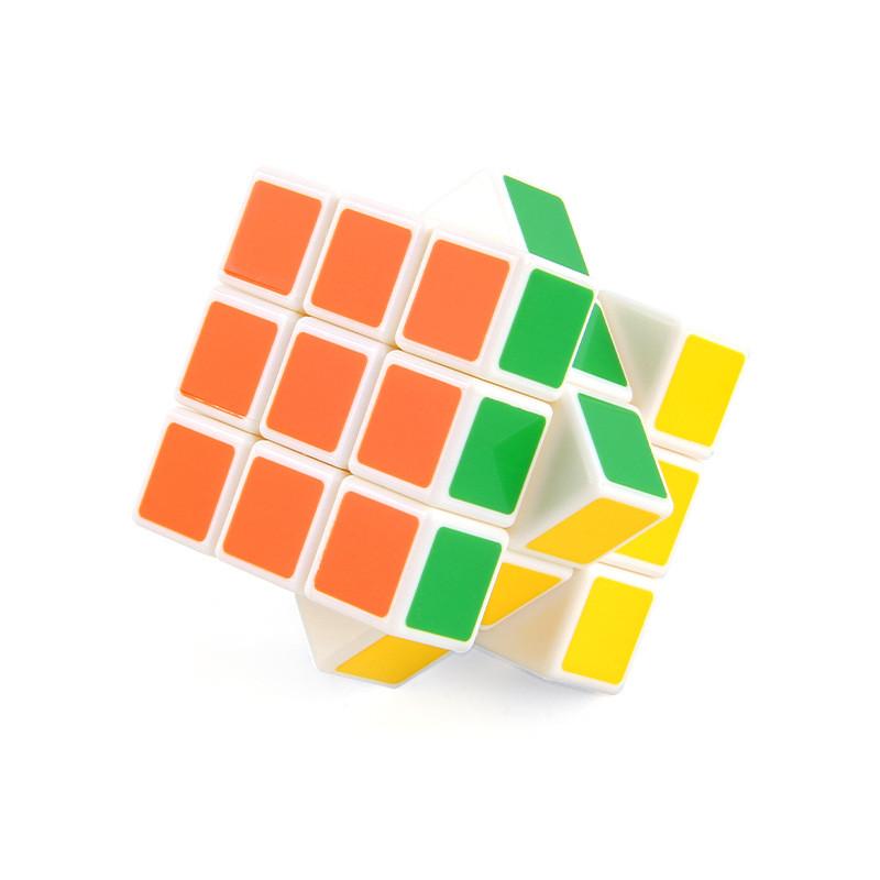P168-4 Leicht zu drehender pädagogischer 3x3 Zauberwürfel Spielzeug für Kinder 5,7 cm Leichtes ABS Design