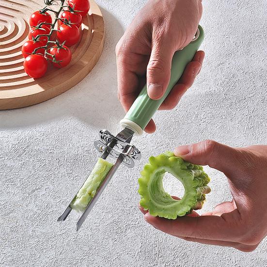 Adjustable Fruit And Vegetable Corers Tool Stainless Steel Bell Pepper Cutter Deseeder for Quick Core Removal Kitchen Gadget for Homemade Dishes