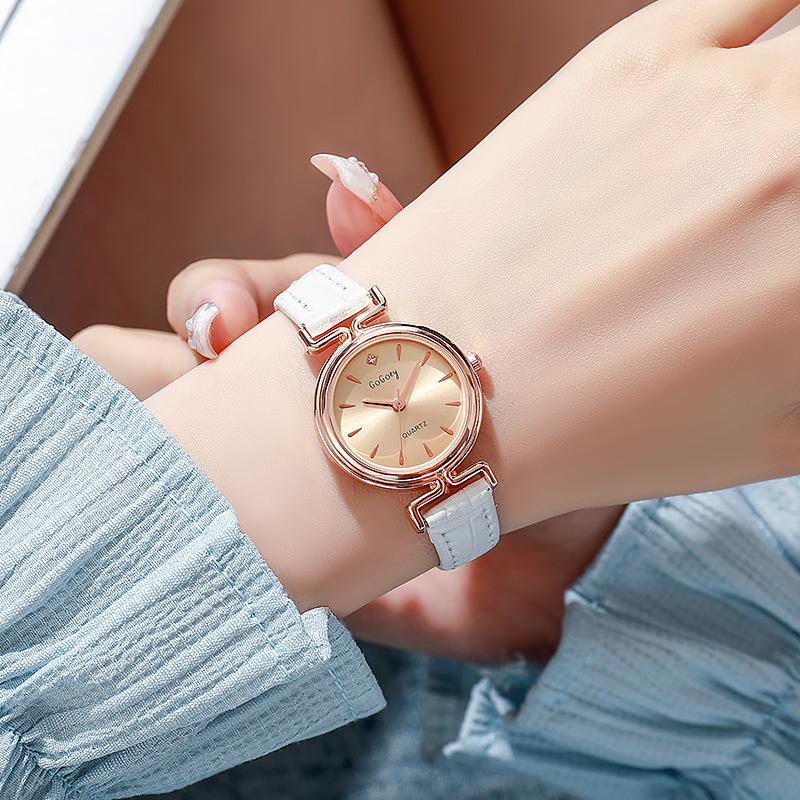 Montre en Cuir pour Femme Antique Simple Montres-Bracelets à Quartz pour Dames Montre Féminine Cadeau