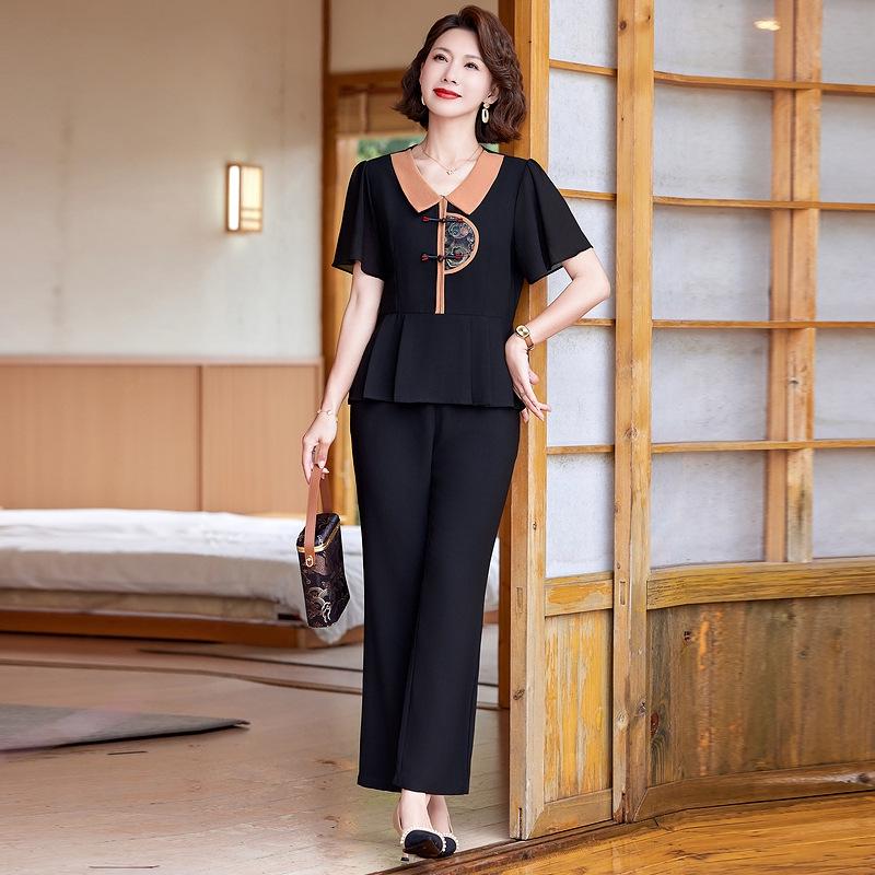

2026 New Chinese-Style Summer Outfit: Short Sleeve Top & Two-Piece Set for Middle-Aged and Elderly Women 4XL (130-145 lbs)