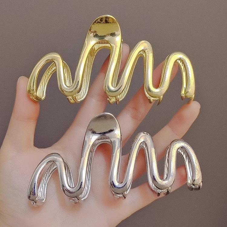 

Wavy Metal High-End Large Hair Clip for Women s Updo