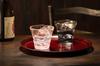 ADERIA Tsugaru Vidro Eisblume Goldtinte Felsglas Doppelset in Geschenkbox Hergestellt in Japan FS71589 Whiskey Shochu Gläser Stilvolles Geschenk für Frauen Tag Tag
