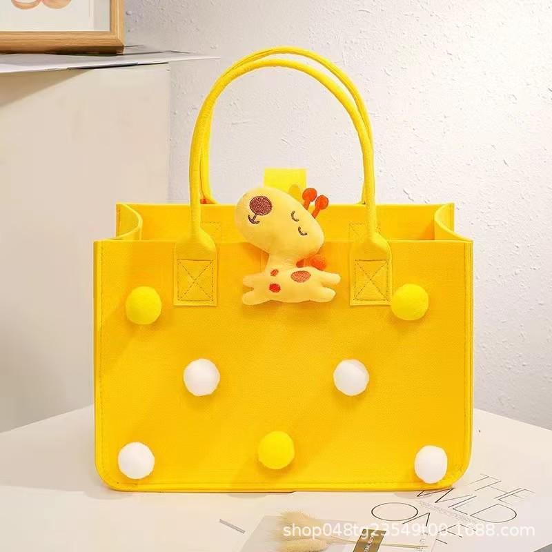 Customizable Cartoon Felt Handbag for Parties & Gift Bags
