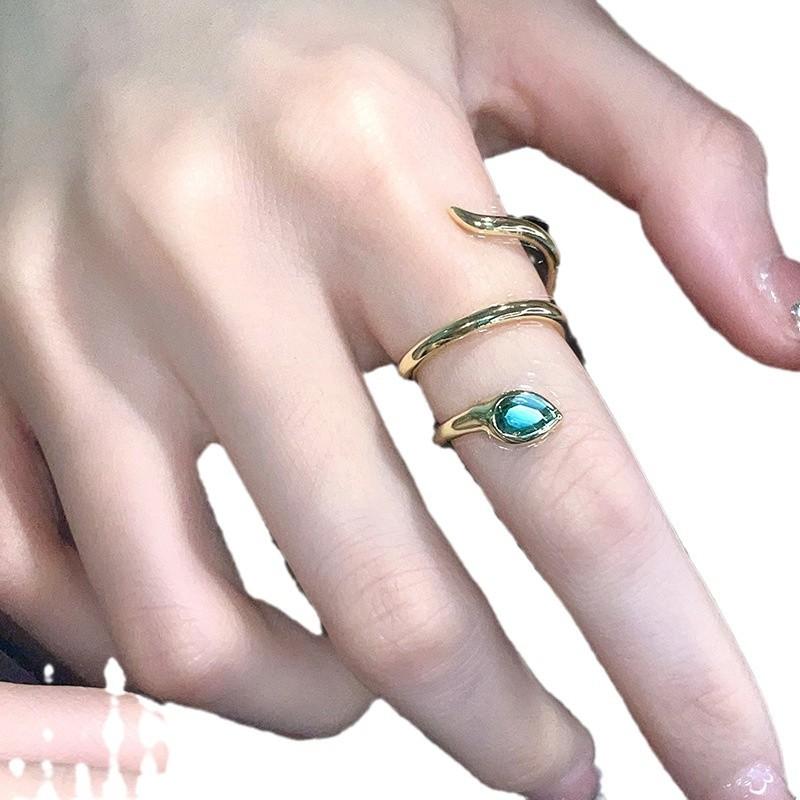 High-End Golden Snake Ring Female Spirit Snake Niche Design Stacked With Sweet And Cool Personality Zircon Simple Ring