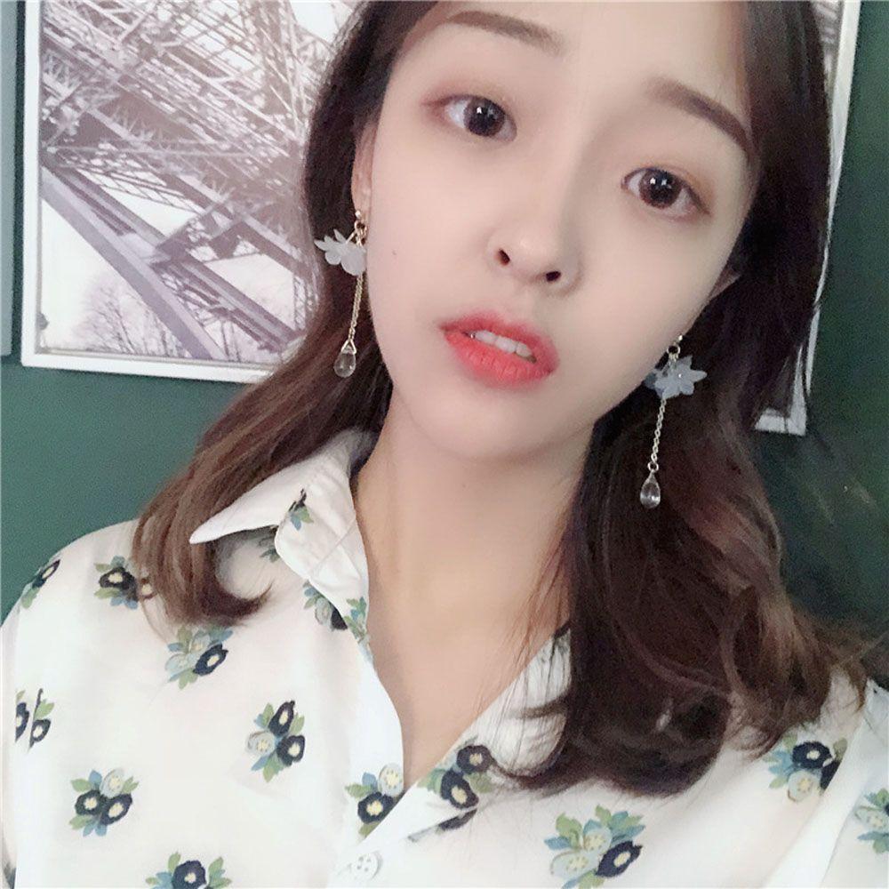 White Women Transparent Crystal Small Fashion Daisy Dangle Ear Studs Drop Earrings Eardrop Jewelry