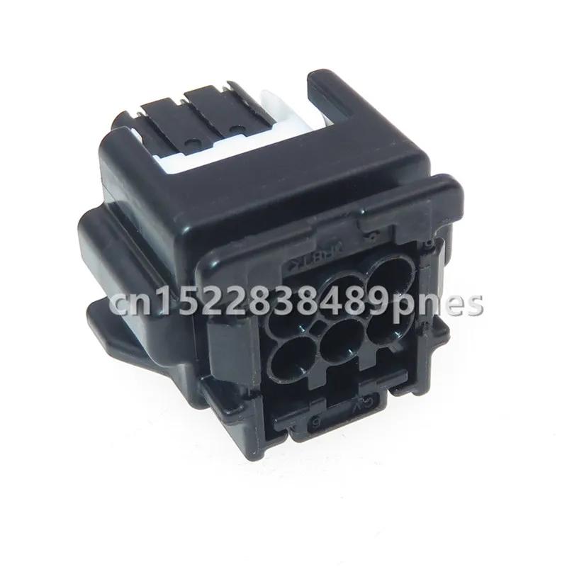 6 Pole Automotive Door Handle Connector 6189-7428 82824-78020 Car Reversing Camera Wiring Socket