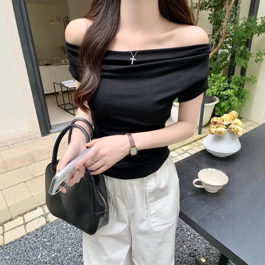 New One-length Neckline Front Shoulder Short Sleeve T-shirt for Women's Summer New Irregular Short Off-shoulder Top