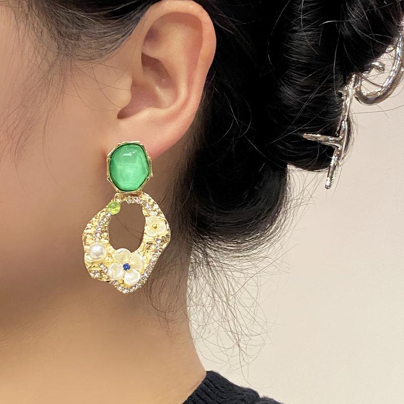 Medieval Style Temperament Green Diamond Flower Earrings Women's 111 Silver Needle Irregular Design Pearl Earrings