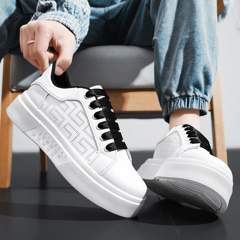 Herrenschuhe Frühling und Sommer Schuhe Herren Lederoberfläche atmungsaktiv Jungen Board Schuhe vielseitig lässig Sport Lederschuhe weiße Schuhe Herren