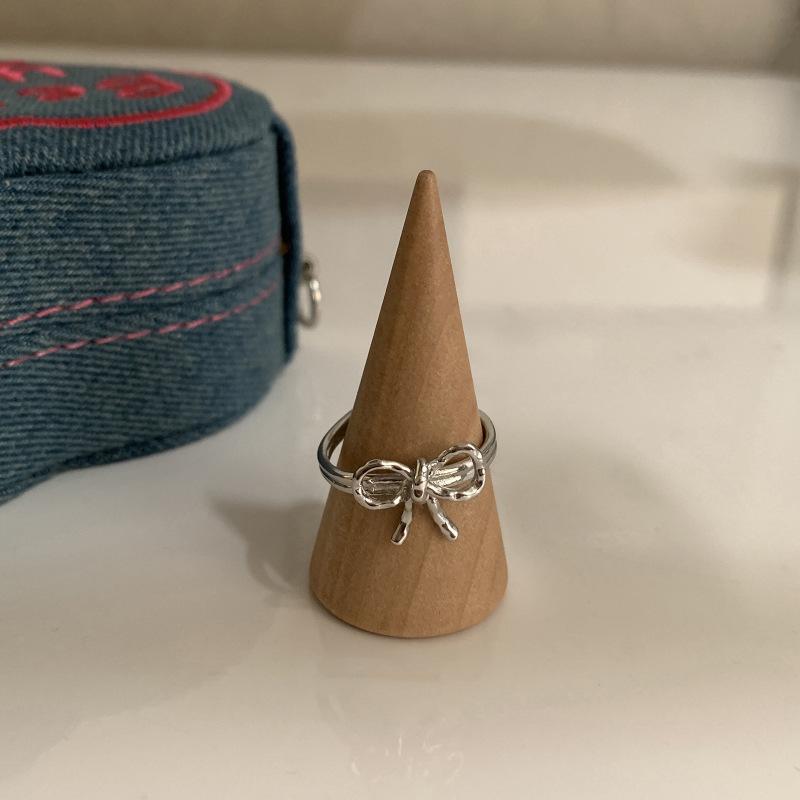 Adjustable Irregular Bow Ring Niche Design Light Luxury High-end Sense Fashionable Personality Women's Index Finger 100% Match Ring