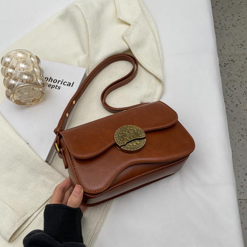 Small Retro Fashion Shoulder Bag Urban Minimalist Style Pu Material Crossbody Bag