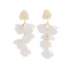 Pendientes de botón con colgante de flor grande de malla exagerada para mujer, Pendientes de botón con capullo de rosa tridimensional de imitación de perla al viento