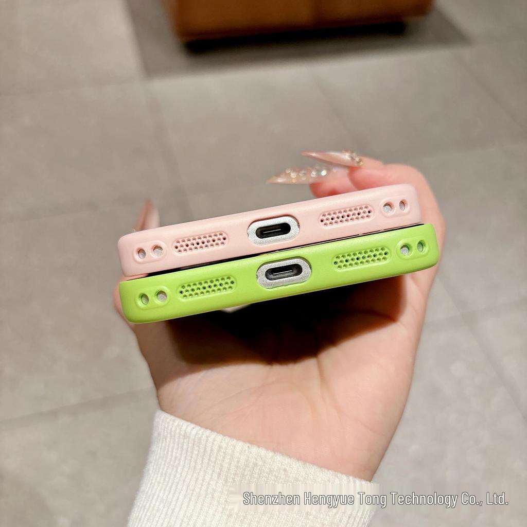 Magnetic Cooling Mesh Case with Wireless Charging for iPhone 17 Pro Max