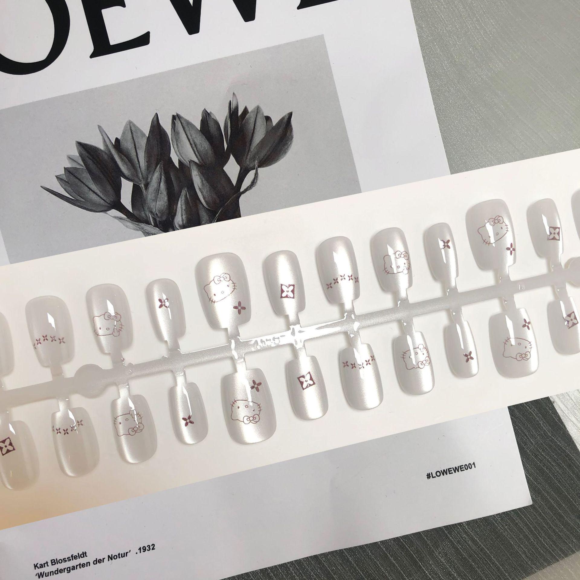 

30-Piece Pink Crystal Cat Eye Press-On Nails - Cute Cartoon Design Manicure Set