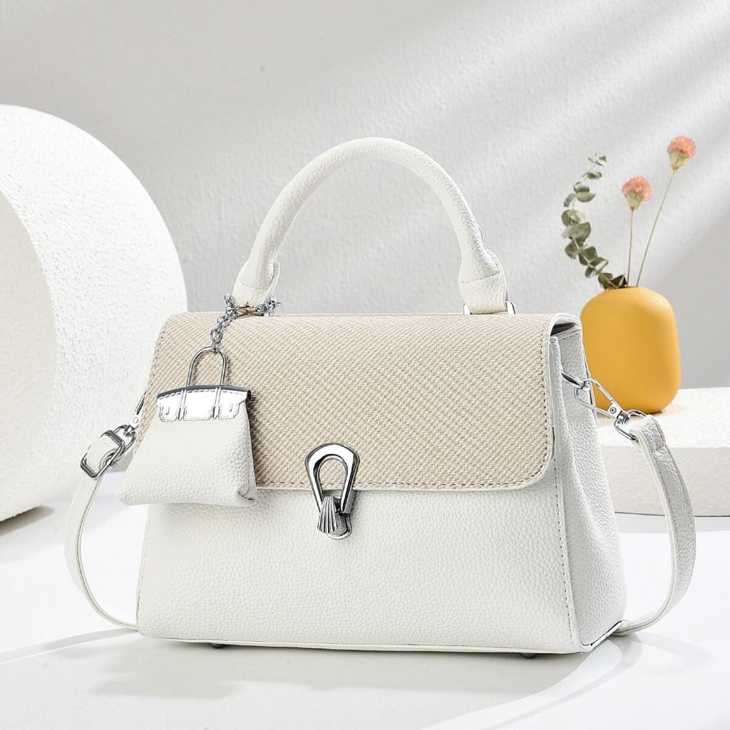 Street Style Solid Color Pu Tote Bag For Women With Quilted Pattern And Inner Zipper Pocket