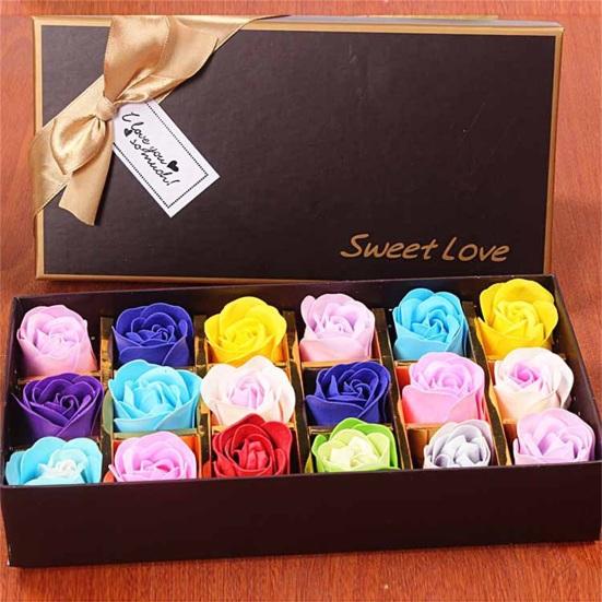 18Pcs/Box Artificial Flower Elegant Fragrant Multicolor High Simulation Soap Flower with Gift Box for Valentines Day