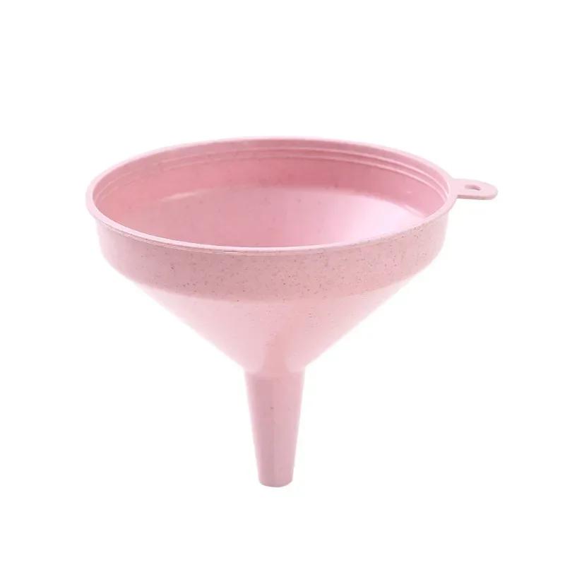 Kitchen Wheat Straw Funnel Plastic Large Caliber Wine Jug Oil Jug Liquid Dispensing Funnel Soy Sauce Small Funnel