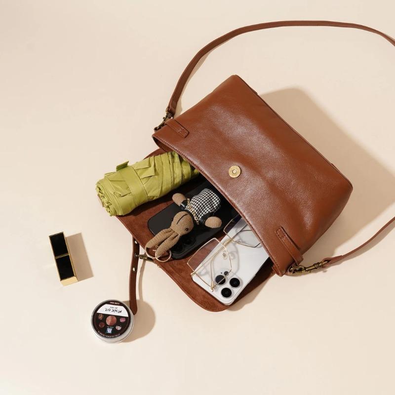 Leder Modische Umhänge Kleine Quadratische Tasche für Pendeln und Freizeit Nische Ein-Schultertasche Umschlagtasche