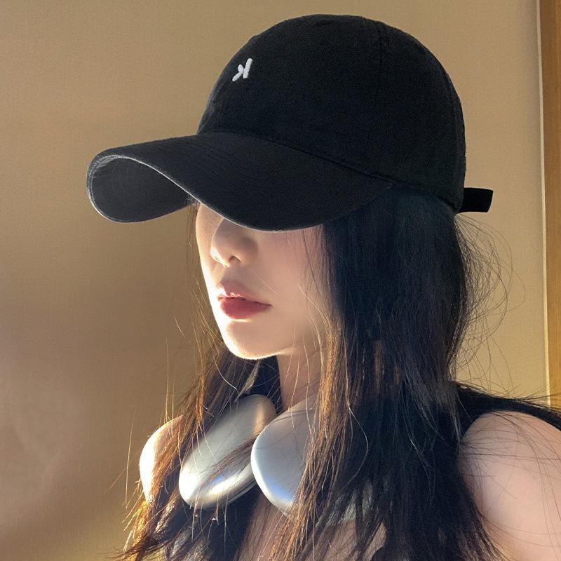 Embroidered Soft Top Baseball Cap Can Be Worn In All Seasons, Wide Brim To Show the Face, Small Sports Cap