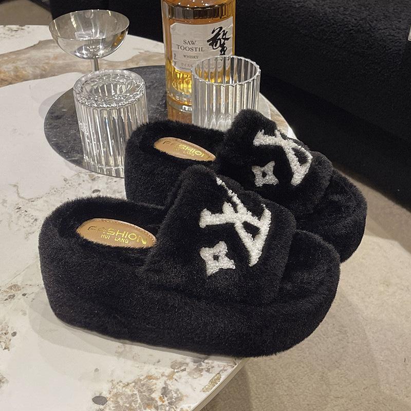 Thick Bottom Heightening Fluffy Slippers Women's Wear 2025 New Autumn and Winter Internet Celebrity Popular Home Fluffy Cotton Slippers
