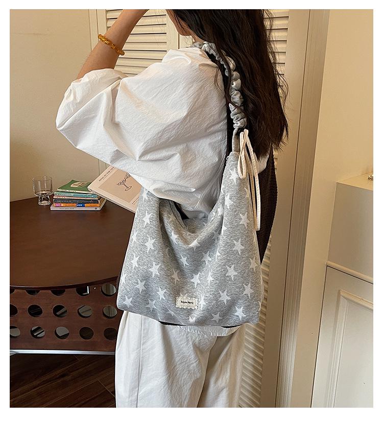2026 Trendy Star Pattern Shoulder Bag for Students - Campus Street Essential Handbag